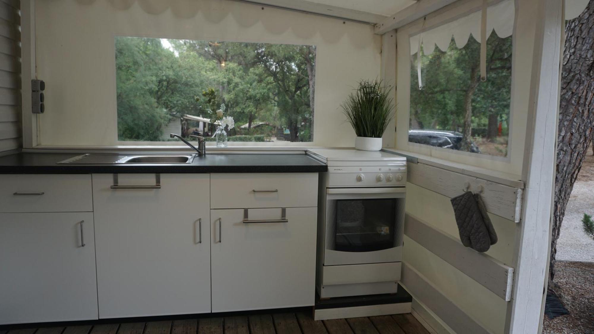 Chalets Met Buitenkeuken Op Camping Lei Suves - Joycasa Roquebrune-sur Argens Εξωτερικό φωτογραφία