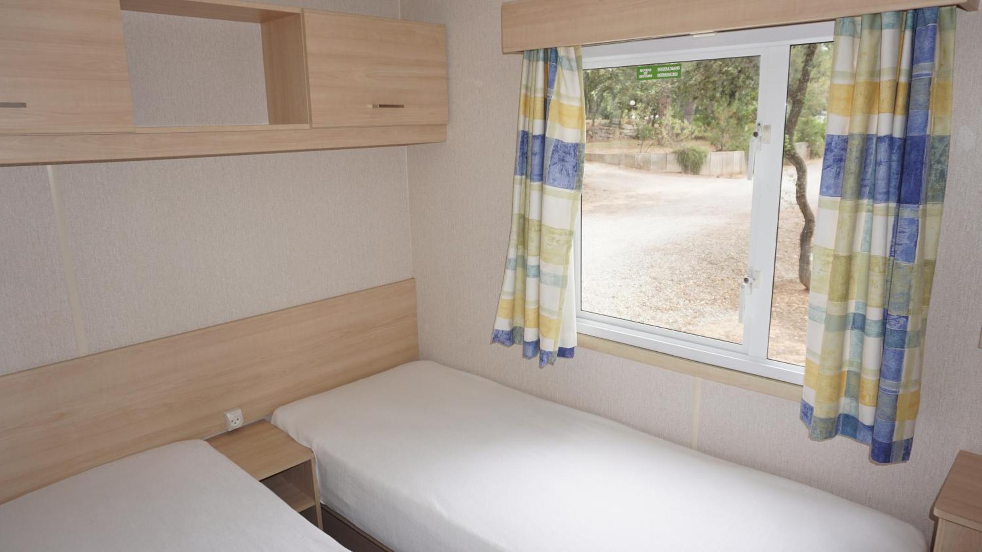Chalets Met Buitenkeuken Op Camping Lei Suves - Joycasa Roquebrune-sur Argens Δωμάτιο φωτογραφία