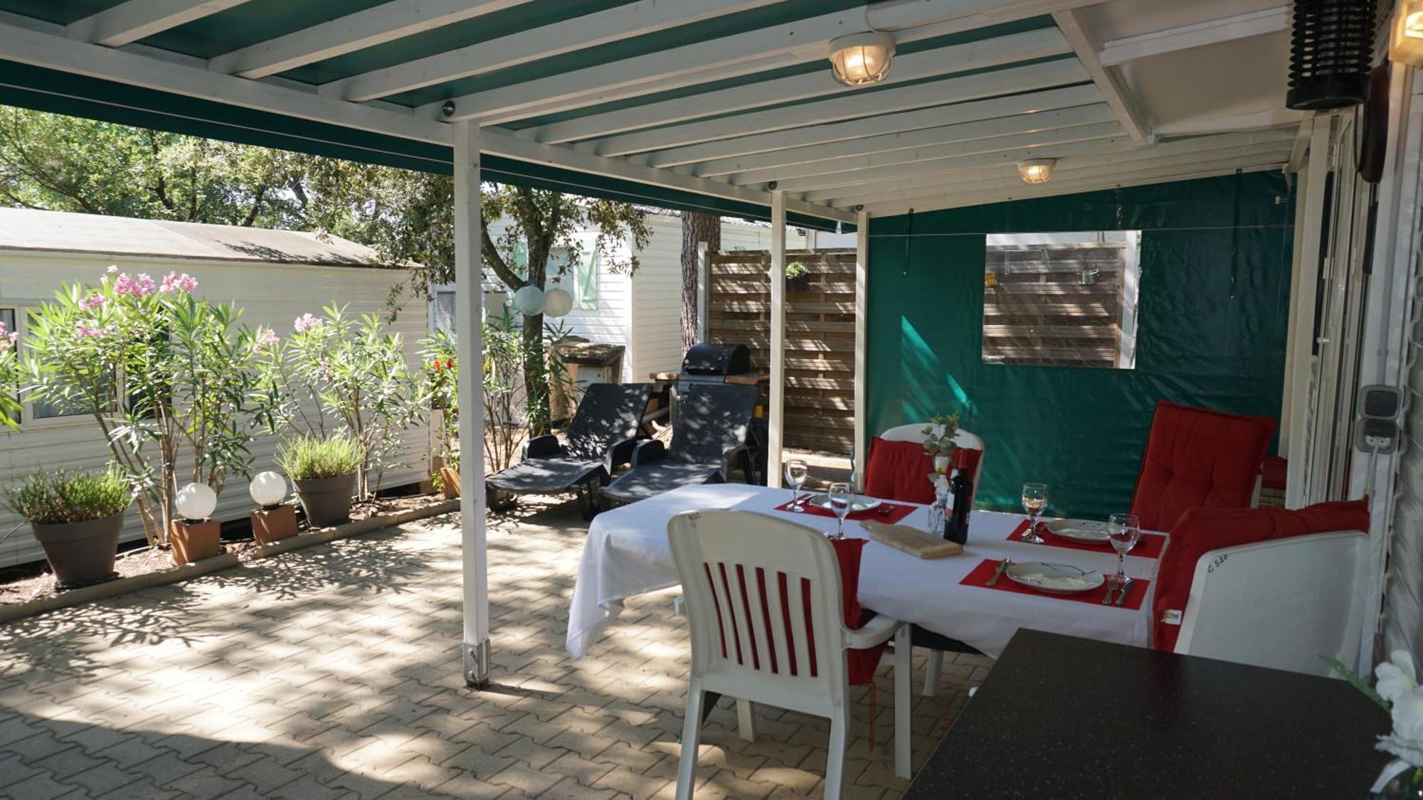 Chalets Met Buitenkeuken Op Camping Lei Suves - Joycasa Roquebrune-sur Argens Δωμάτιο φωτογραφία